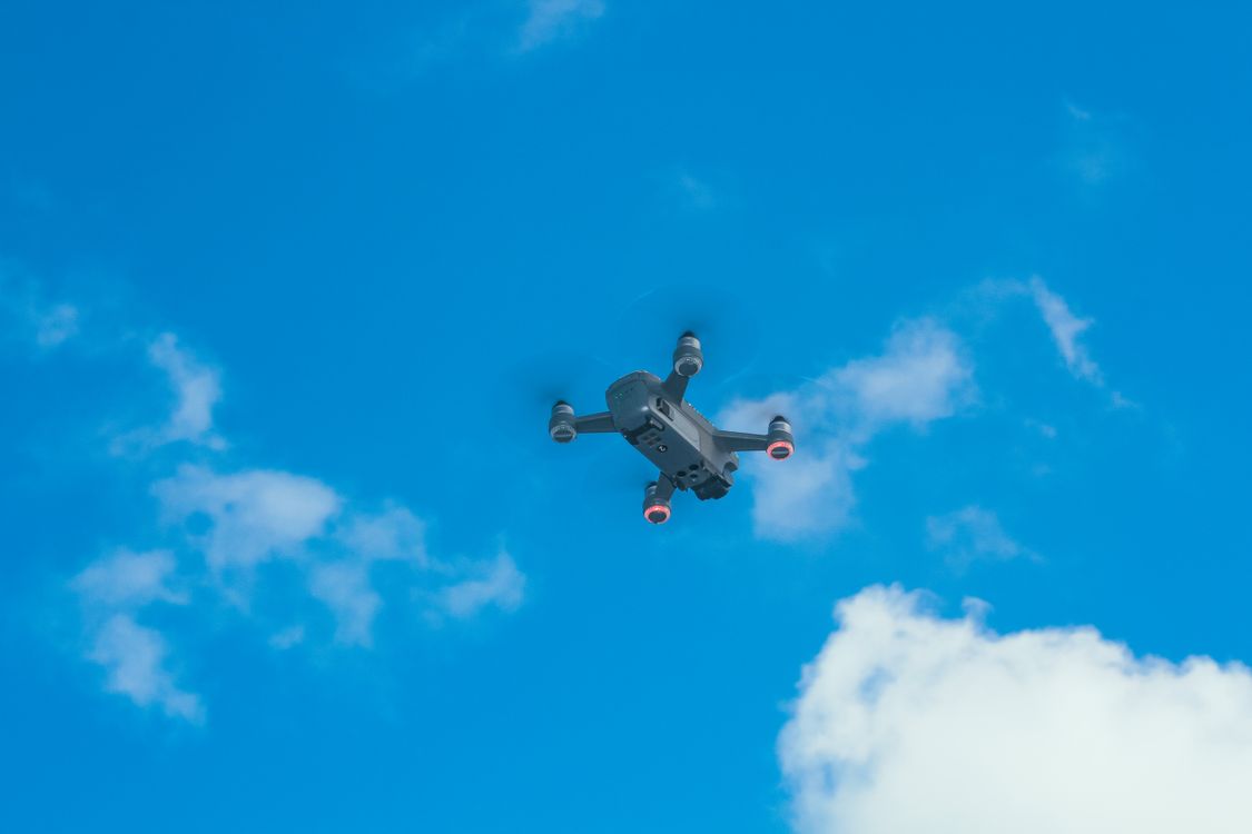 Dron nośny człowieka