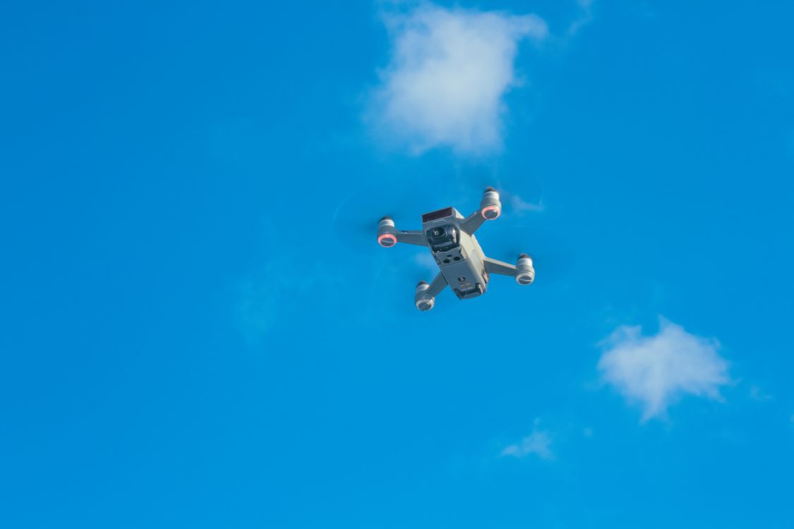 System identyfikacji dronów na podstawie numeru seryjnego