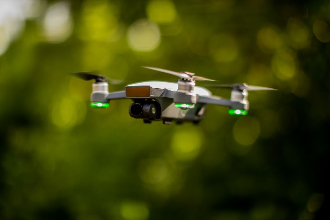 Odstraszanie dronów za pomocą sygnałów RF