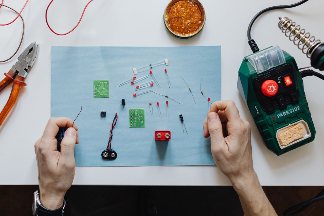 pomoc w naprawie urządzeń elektronicznych