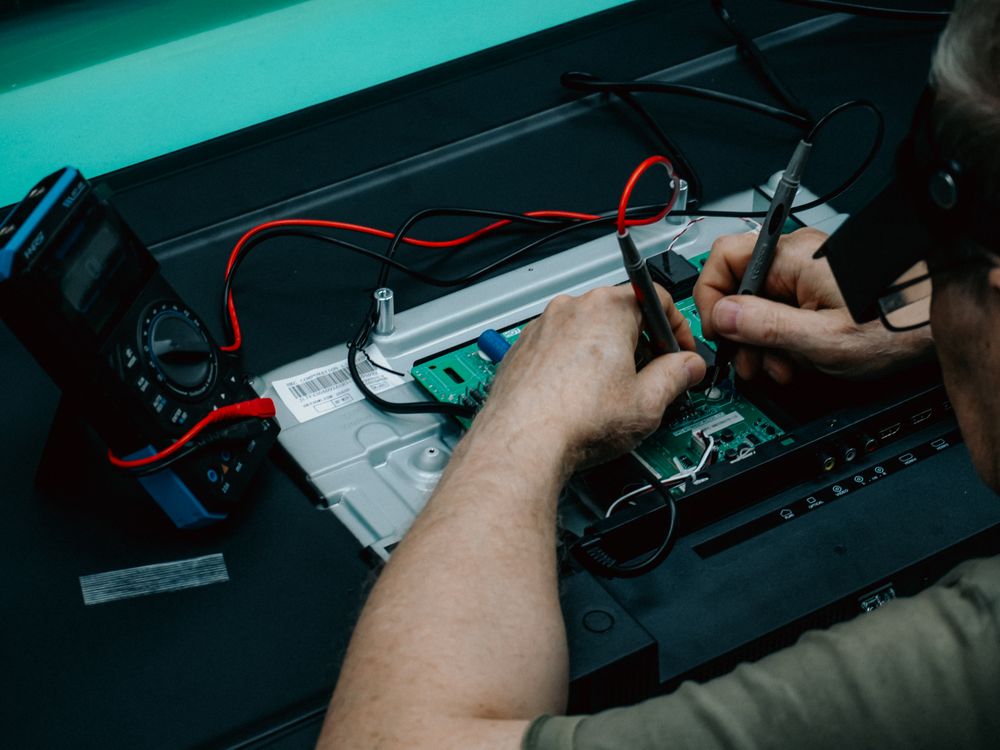 Elektrotechnika czy elektronika i telekomunikacja