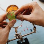 Ile zarabia elektronik w Niemczech