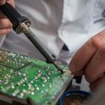 Elektryk czy elektronik