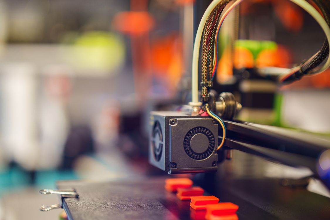 Z jakich materiałów drukuje drukarka 3D
